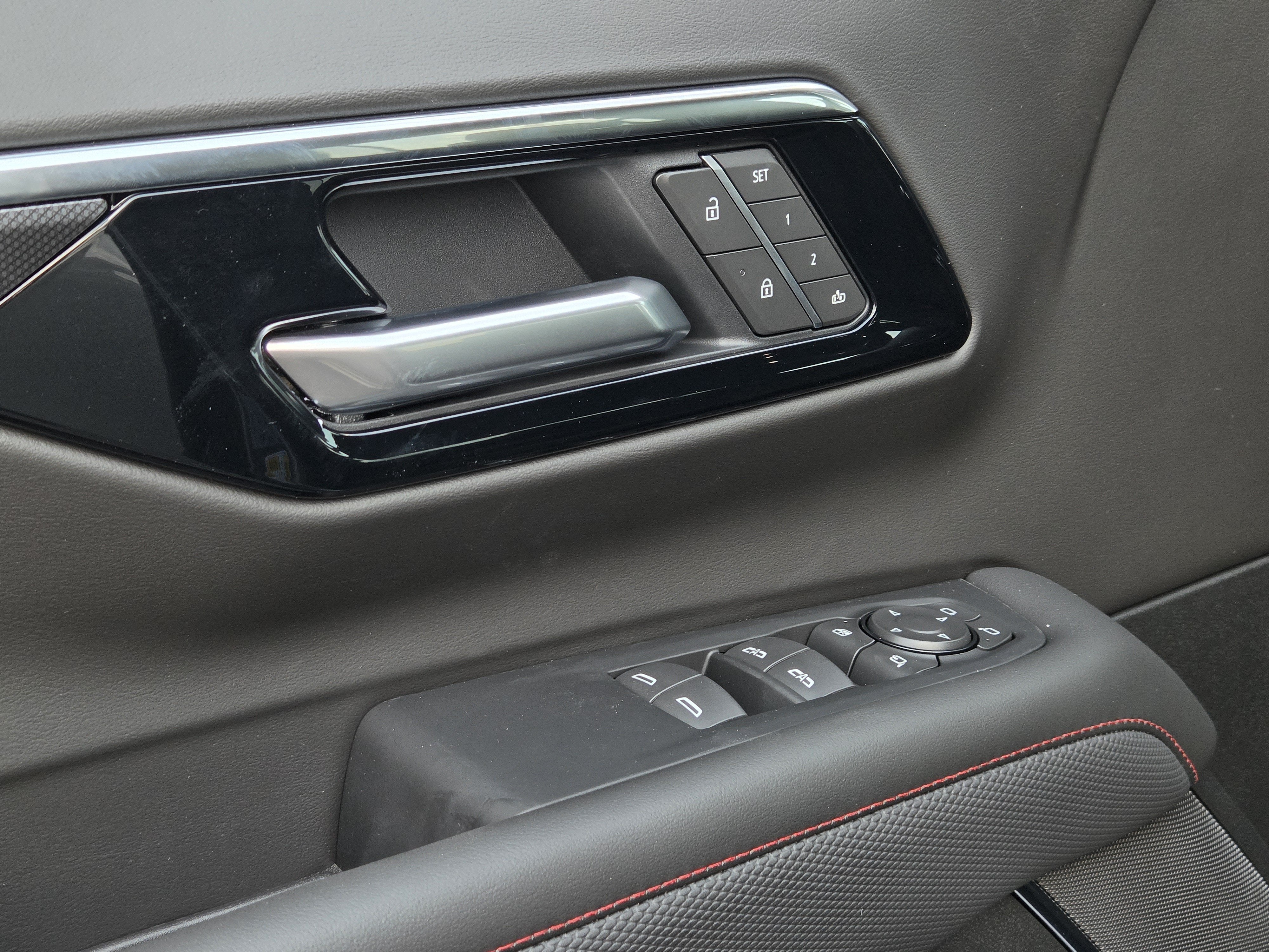 2027 Chevrolet Tahoe RST - Photo 24