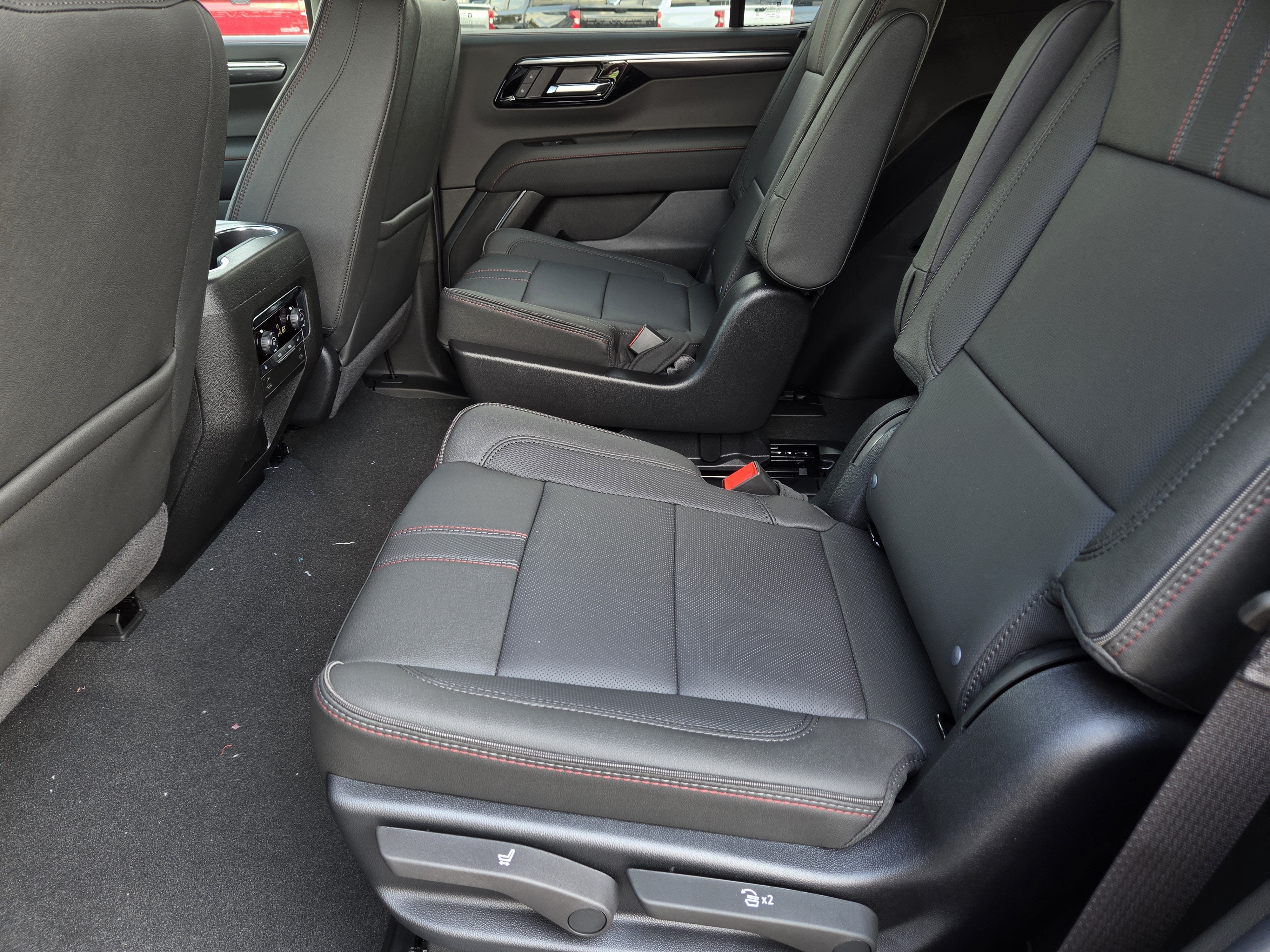 2027 Chevrolet Tahoe RST - Photo 26