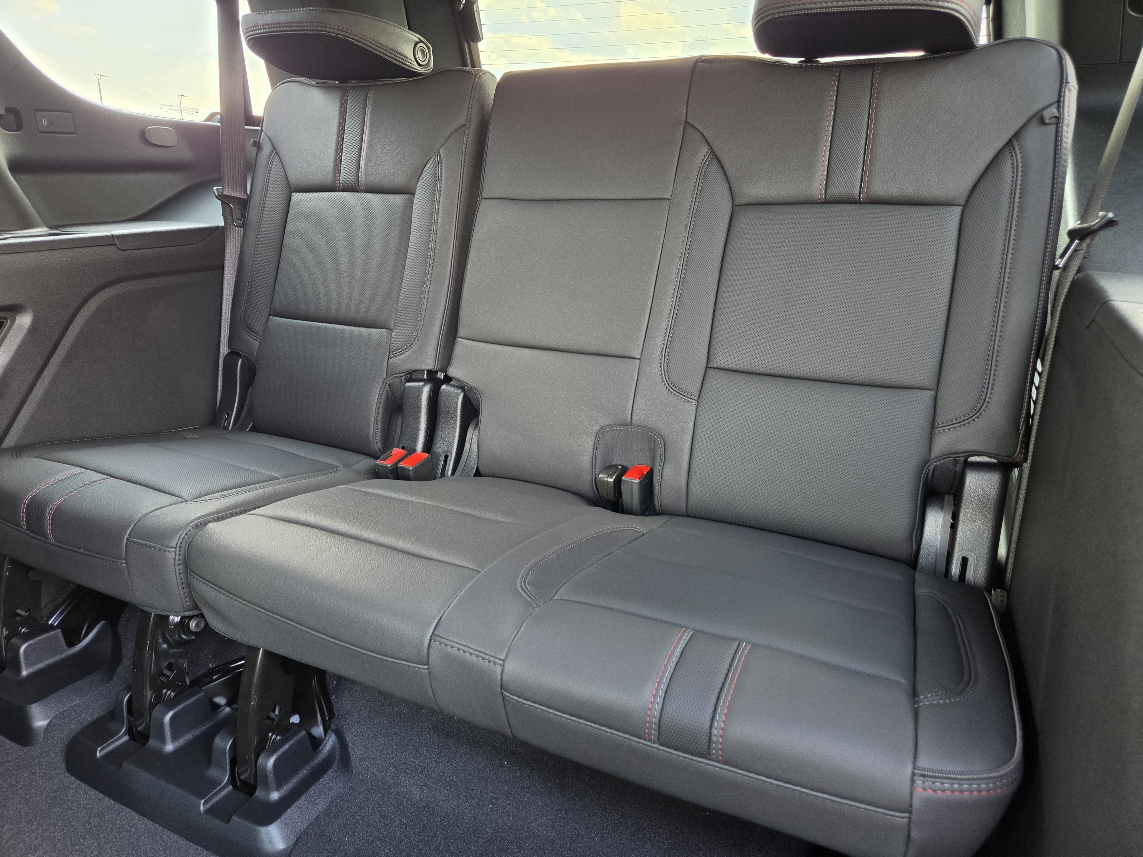 2027 Chevrolet Tahoe RST - Photo 27