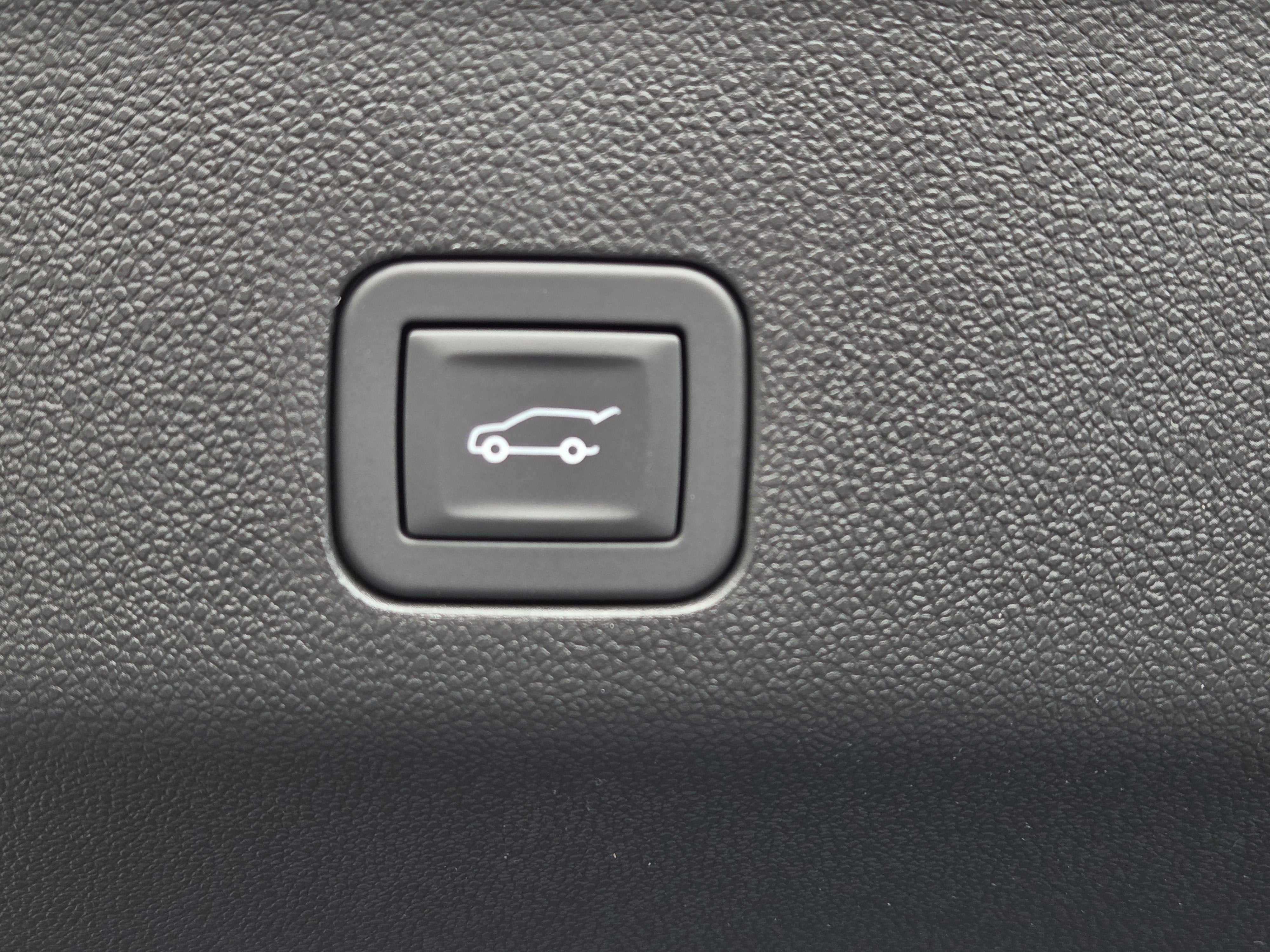 2027 Chevrolet Tahoe RST - Photo 8