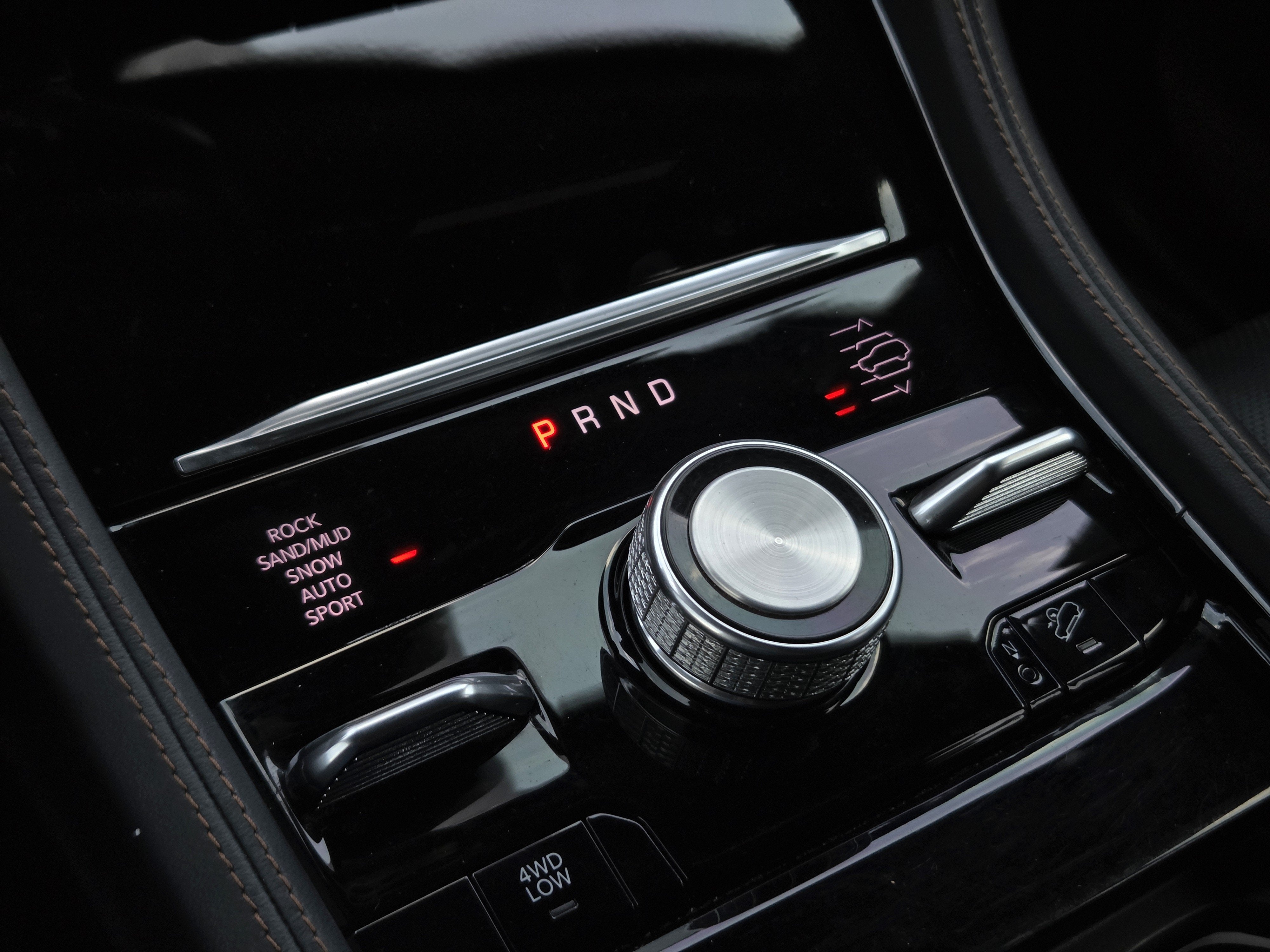 2025 Jeep Grand Cherokee L Summit Reserve