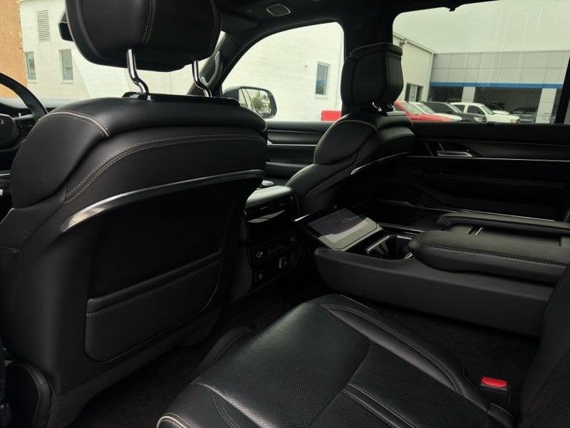 2024 Jeep Grand Wagoneer Series II Obsidian