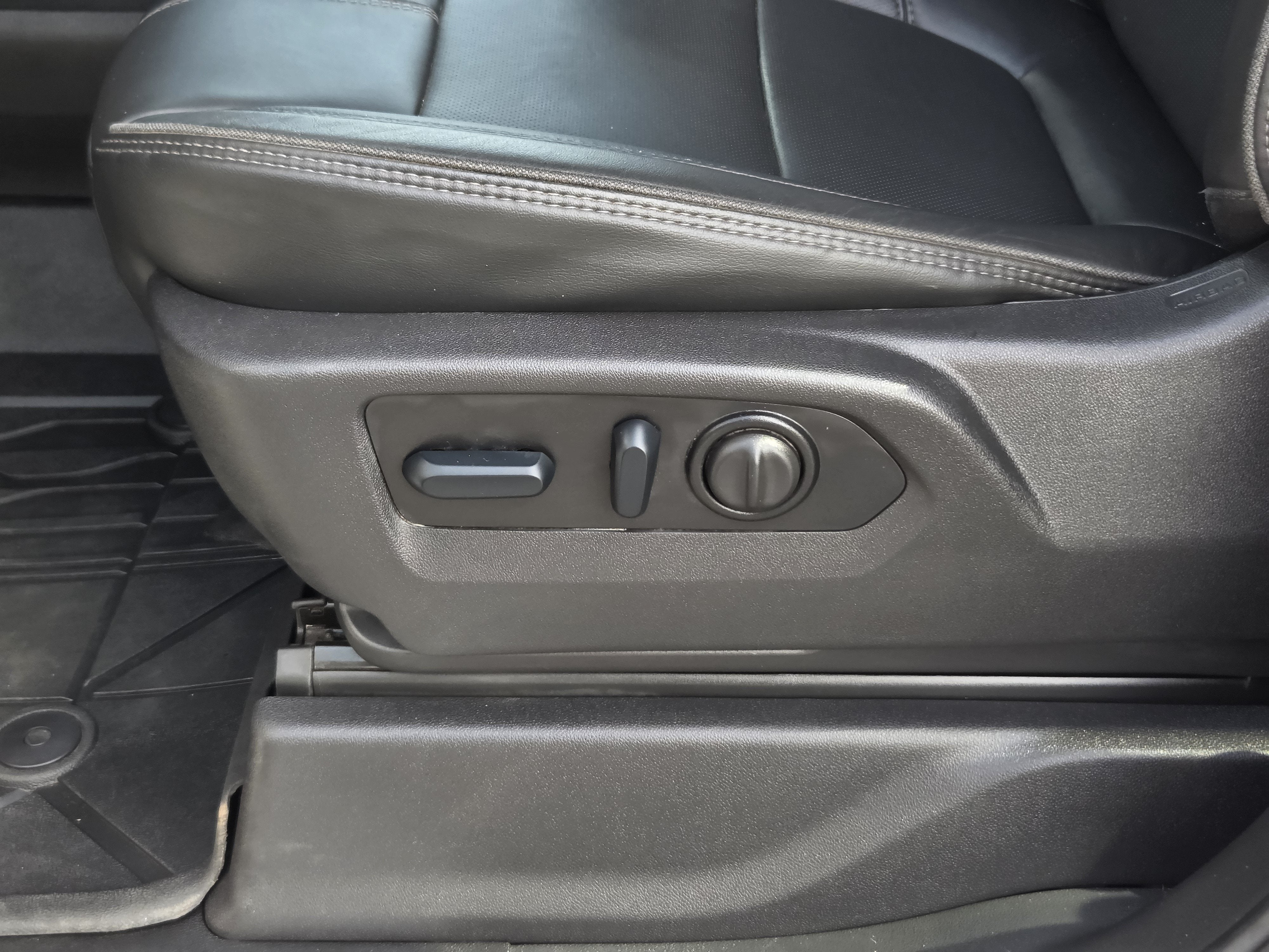 2022 Chevrolet Silverado 3500HD High Country