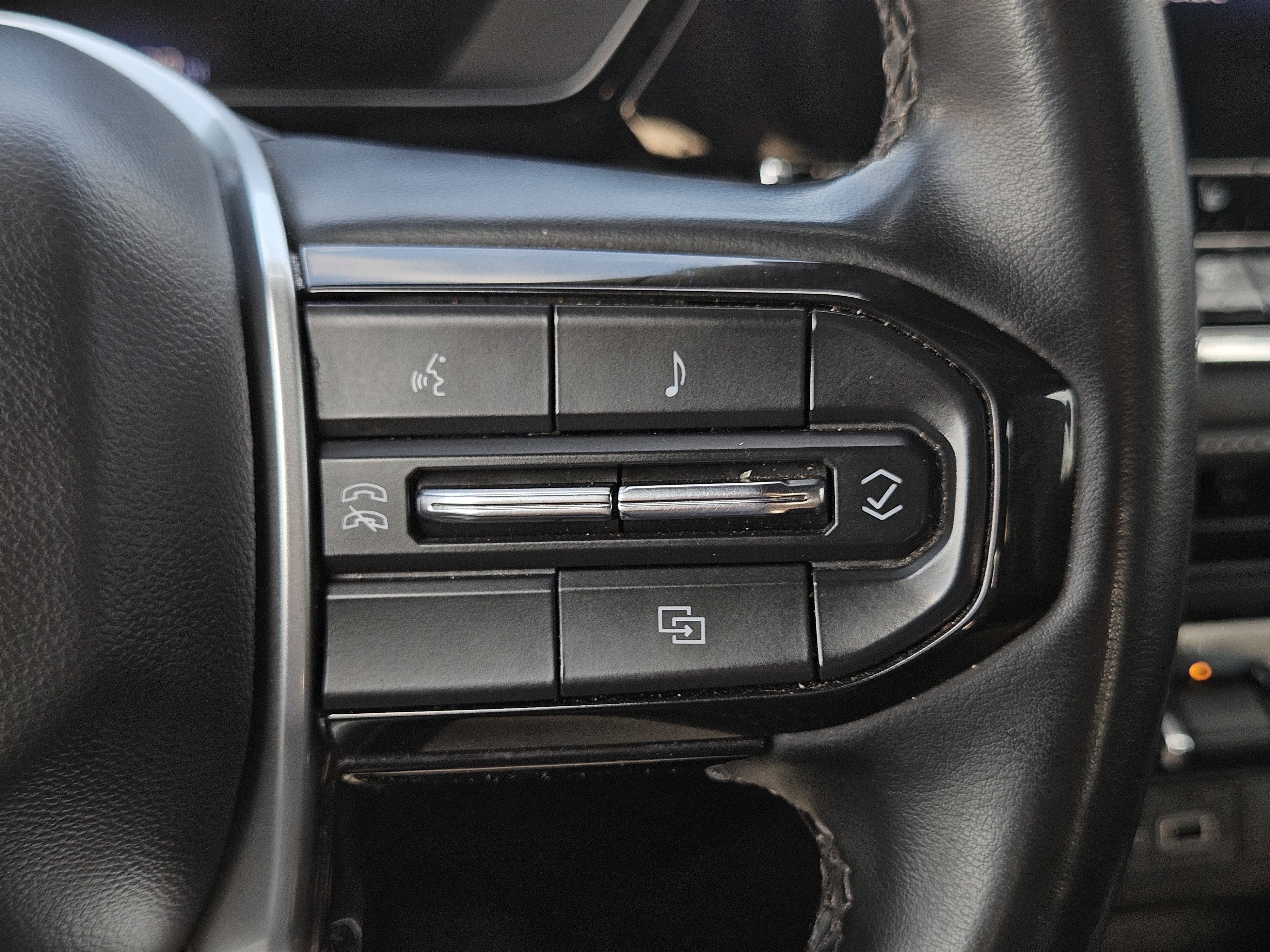 2023 Chevrolet Colorado 2WD LT