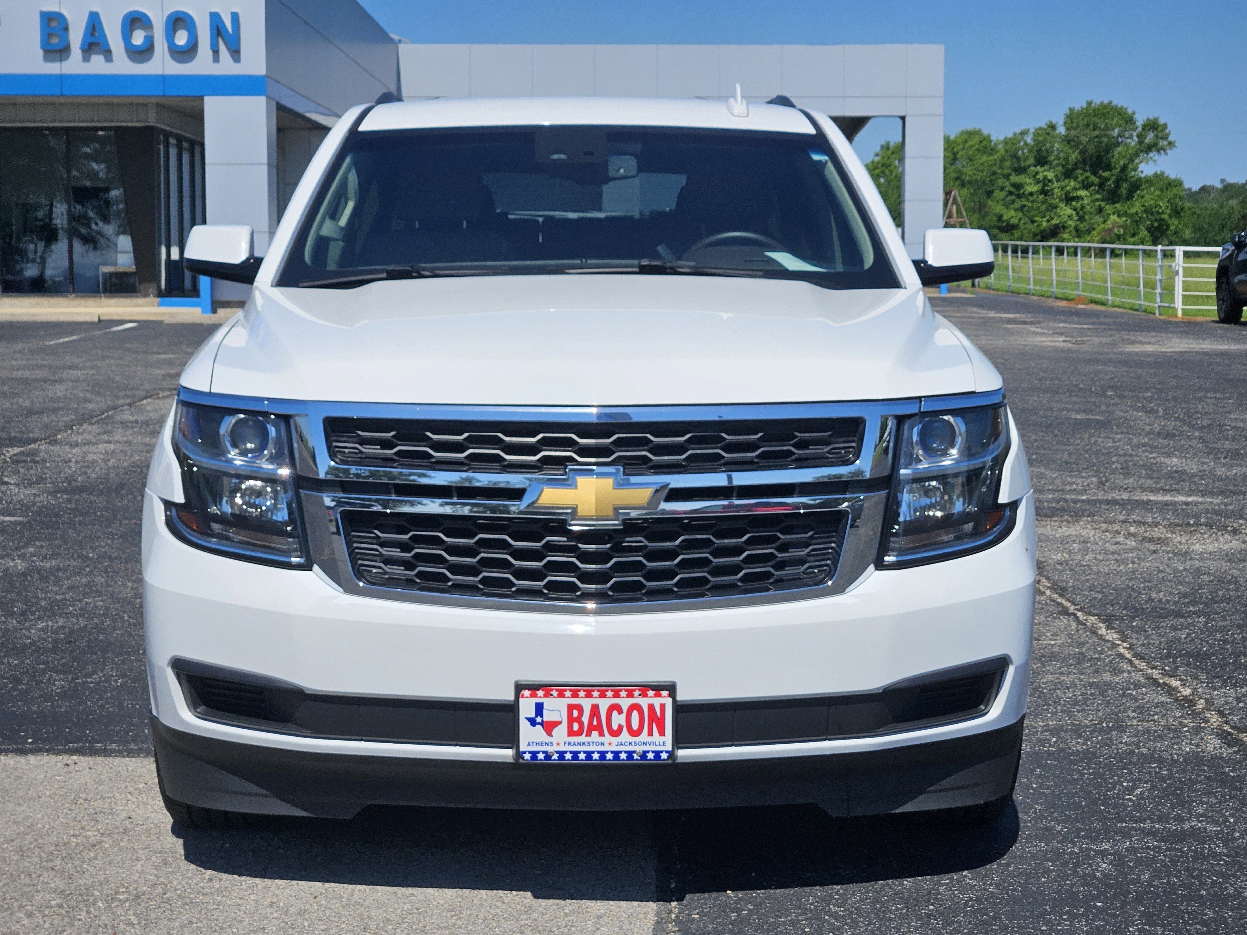 Used 2017 Chevrolet Suburban LT with VIN 1GNSCHKC7HR192070 for sale in Frankston, TX