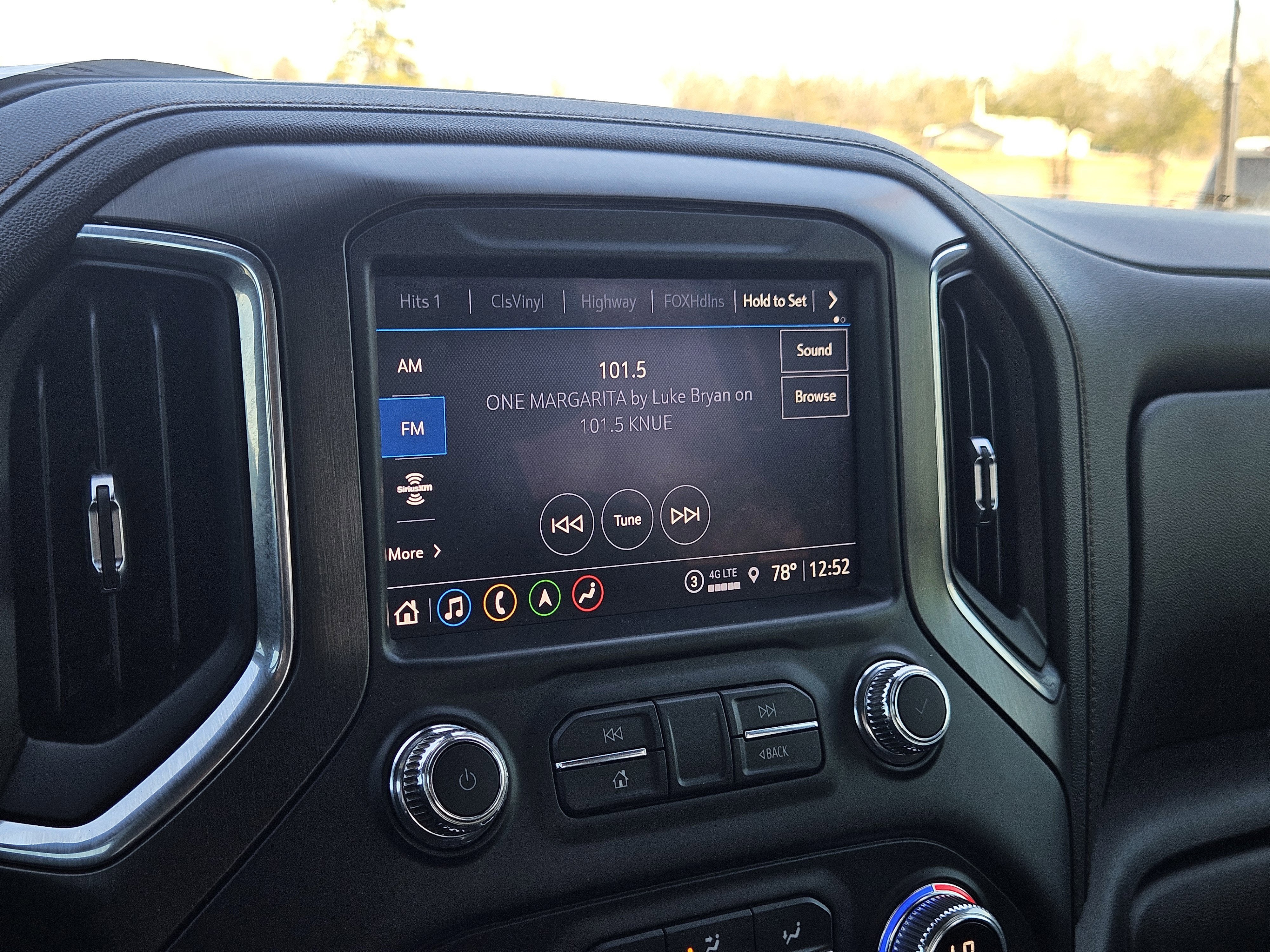 2022 GMC Sierra 2500HD AT4