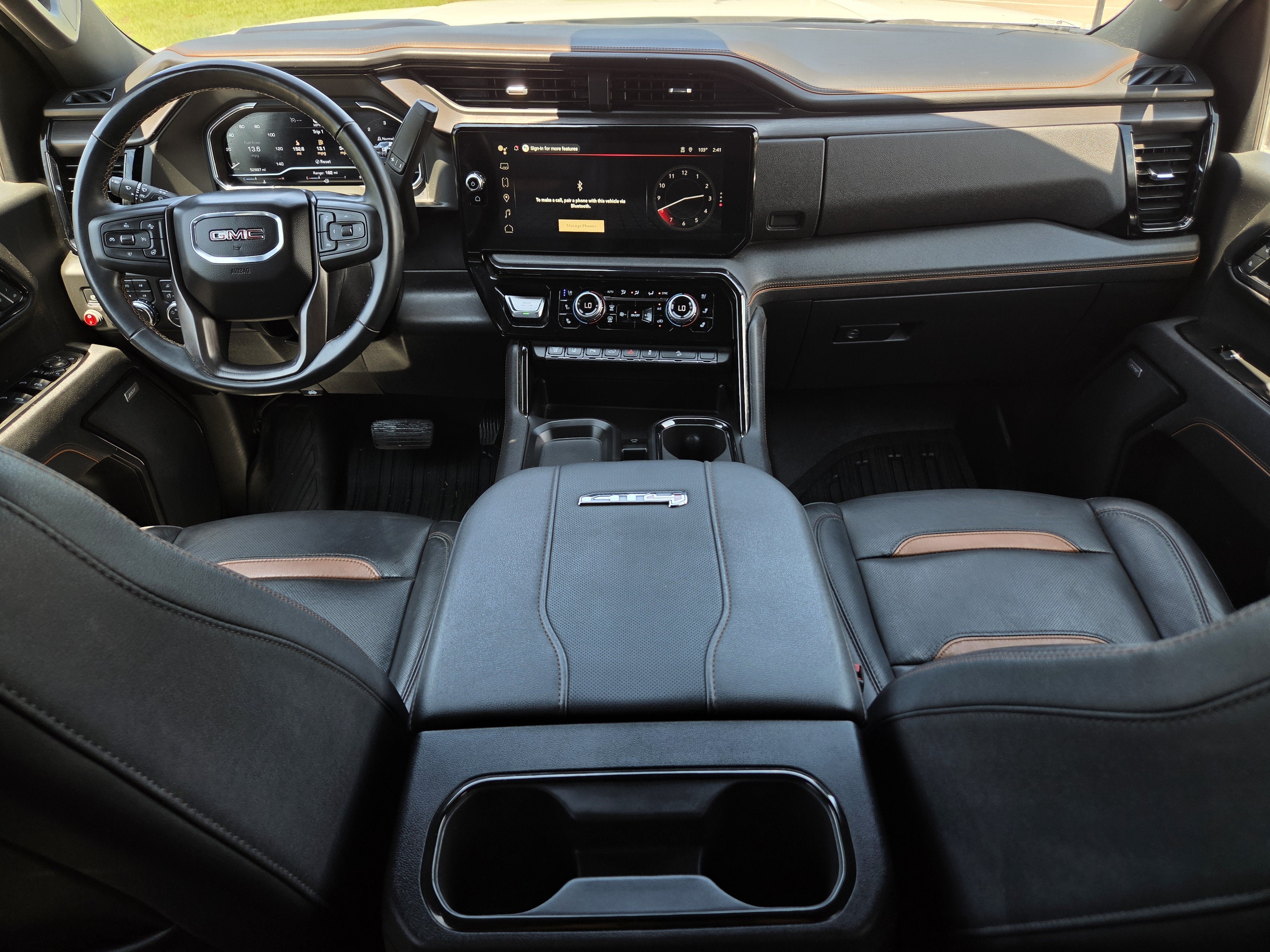 2025 GMC Sierra 2500HD AT4