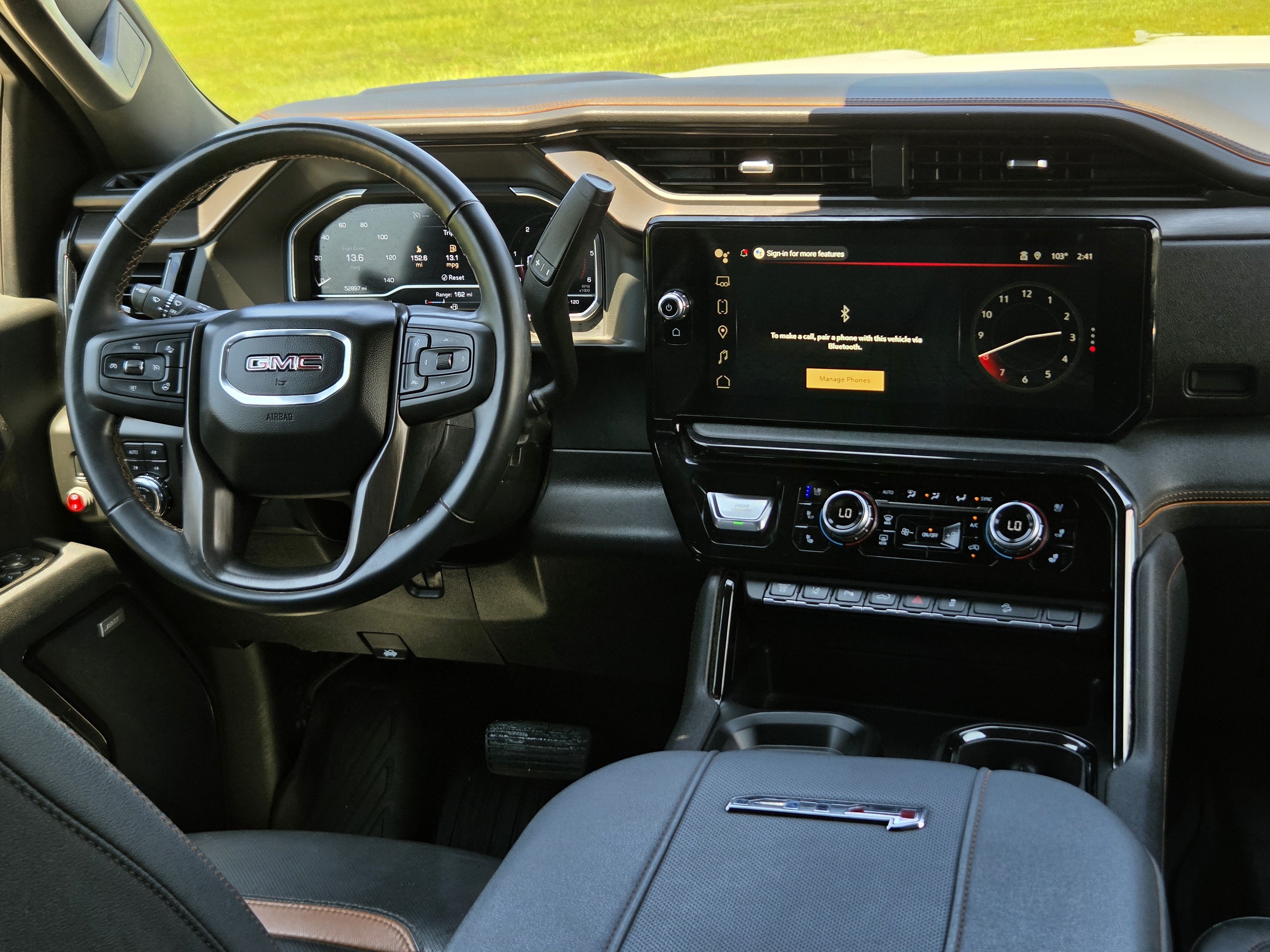 2025 GMC Sierra 2500HD AT4