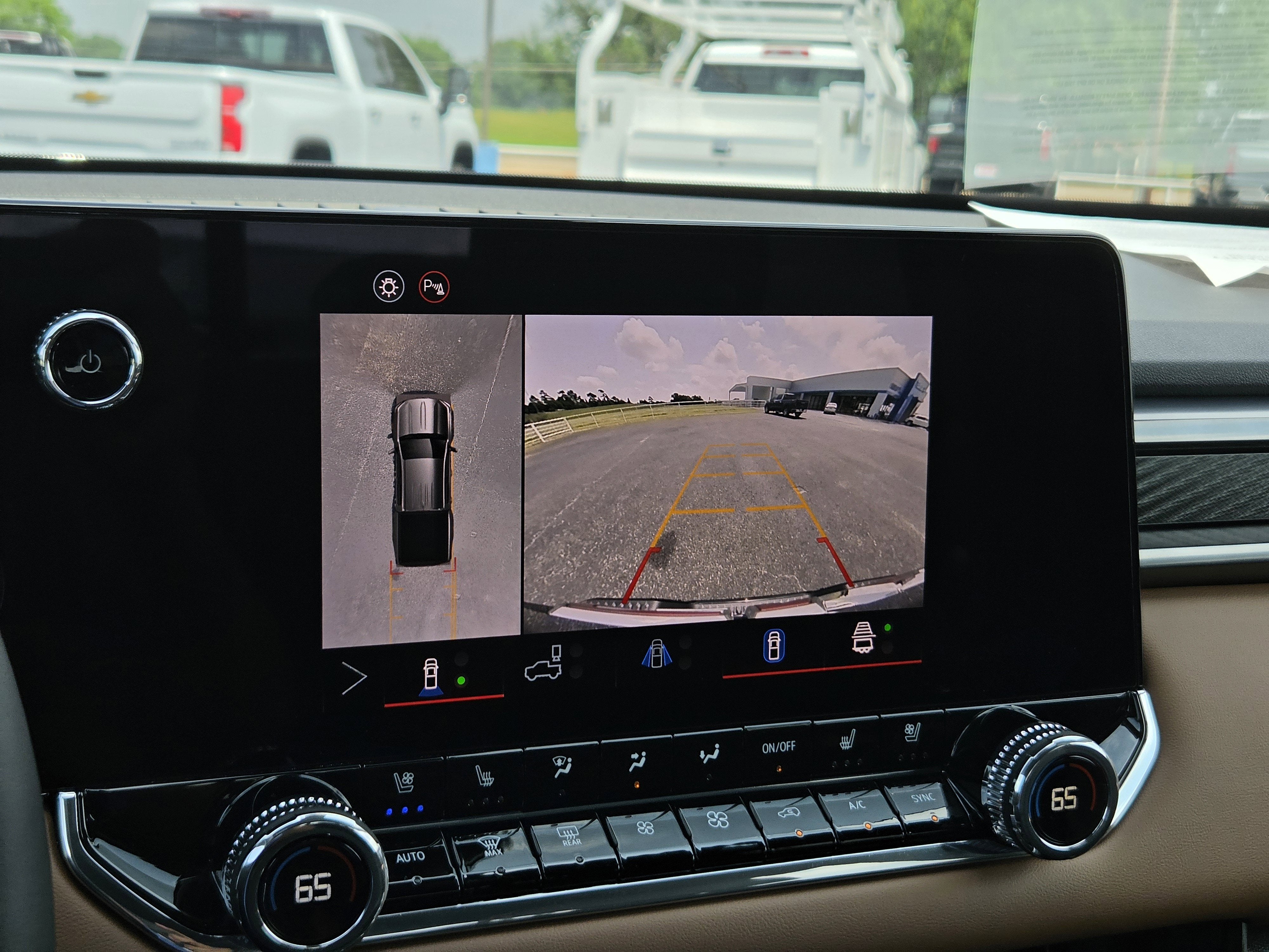2025 GMC Canyon 4WD AT4