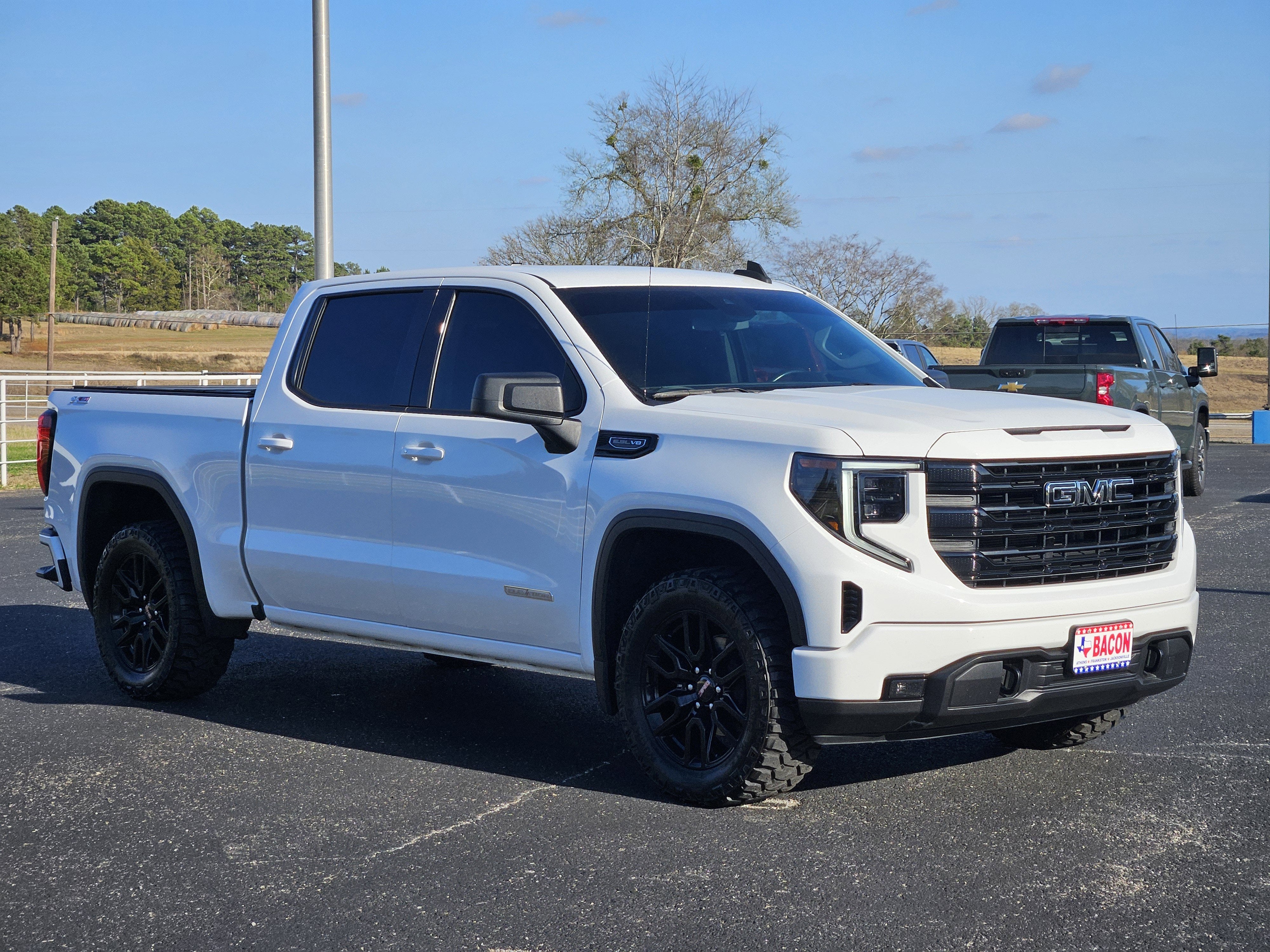 2022 GMC Sierra 1500 Elevation