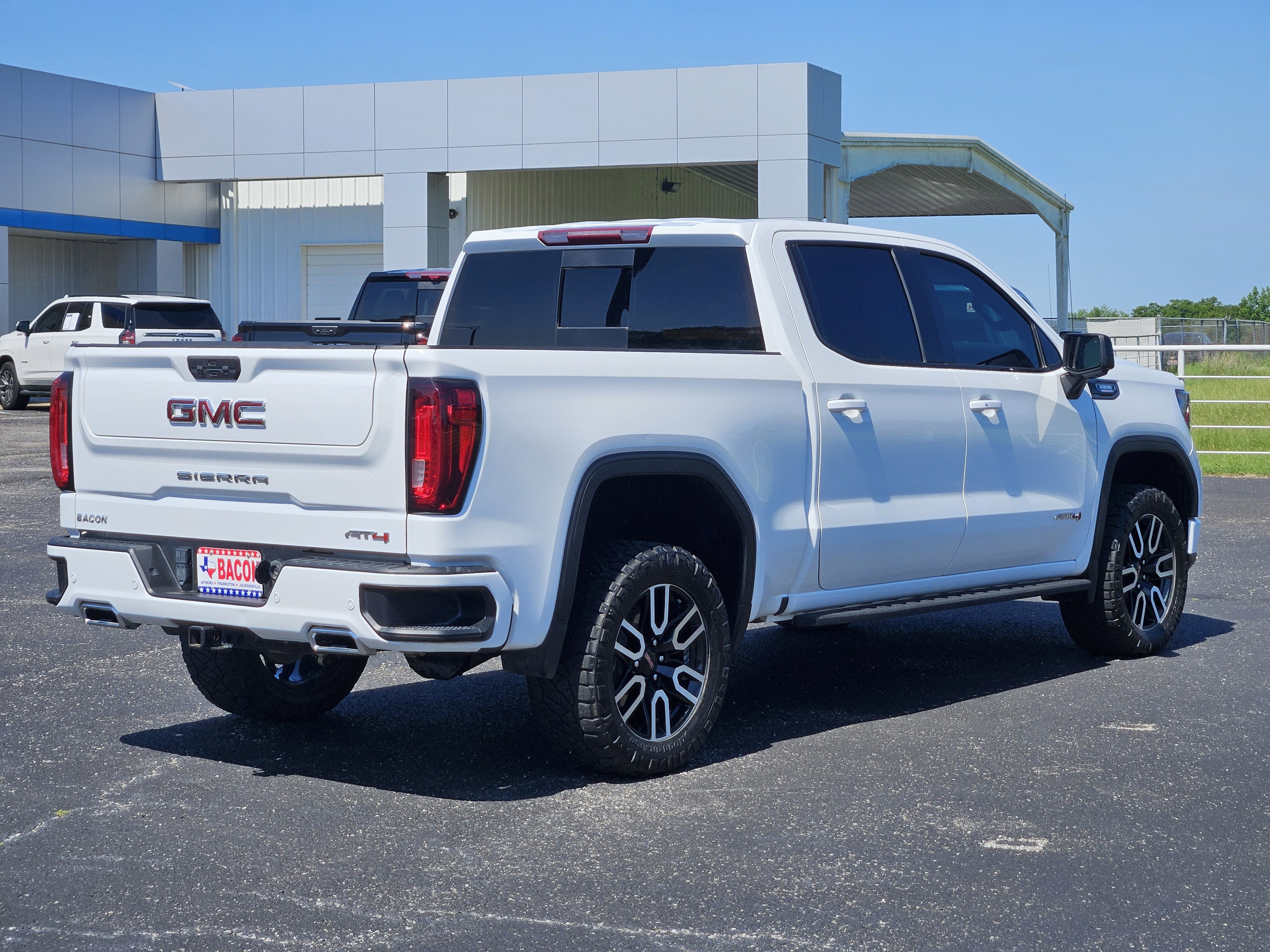 2023 GMC Sierra 1500 AT4