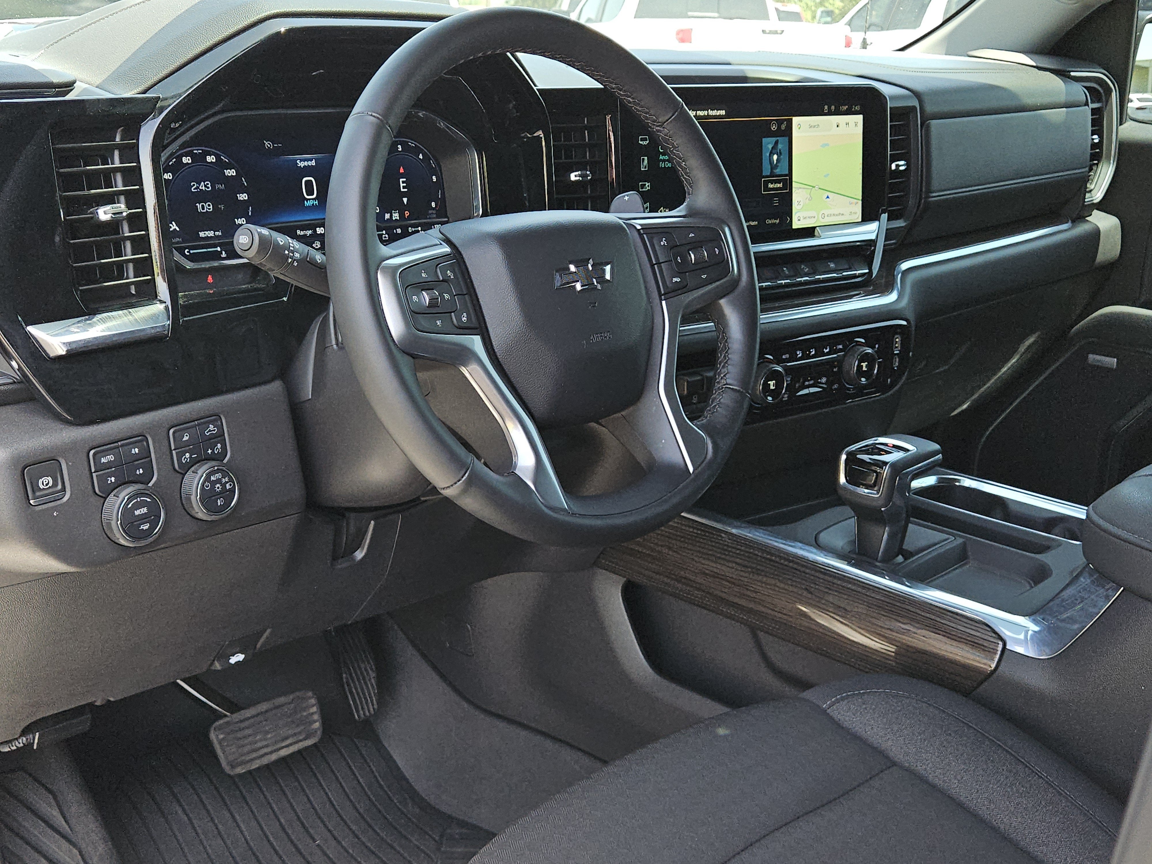 2025 Chevrolet Silverado 1500 LT Trail Boss