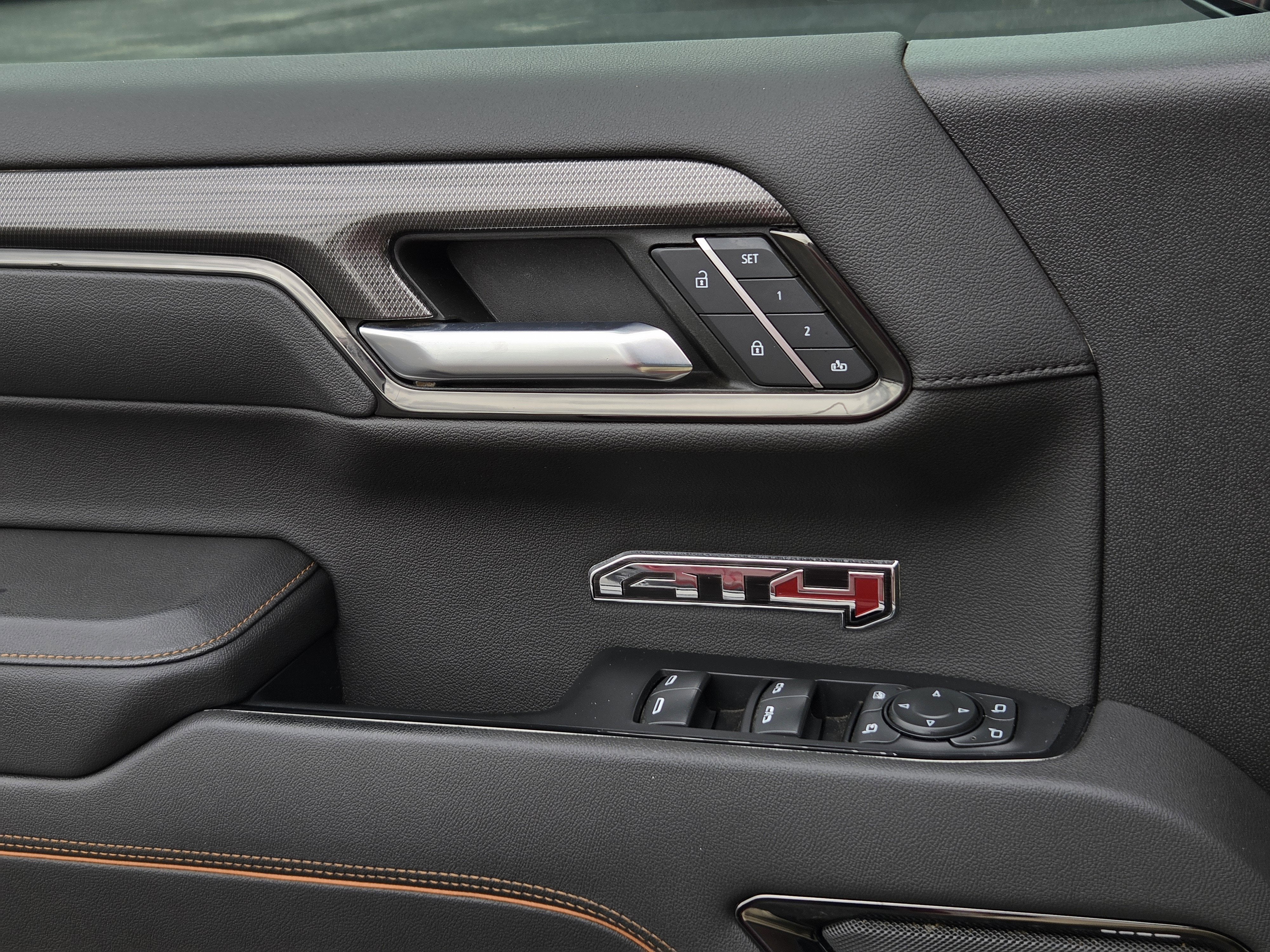 2022 GMC Sierra 1500 AT4
