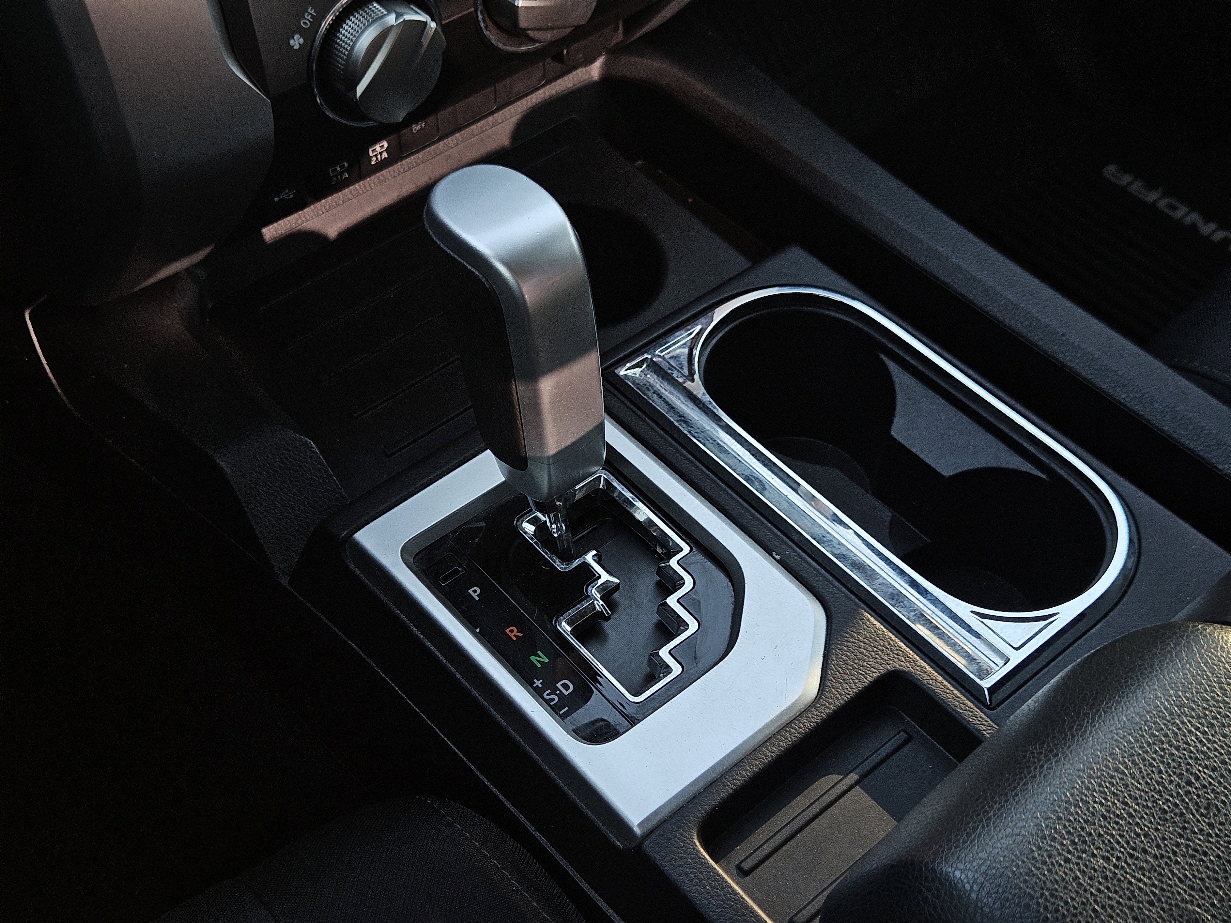 2020 Toyota Tundra 2WD SR5