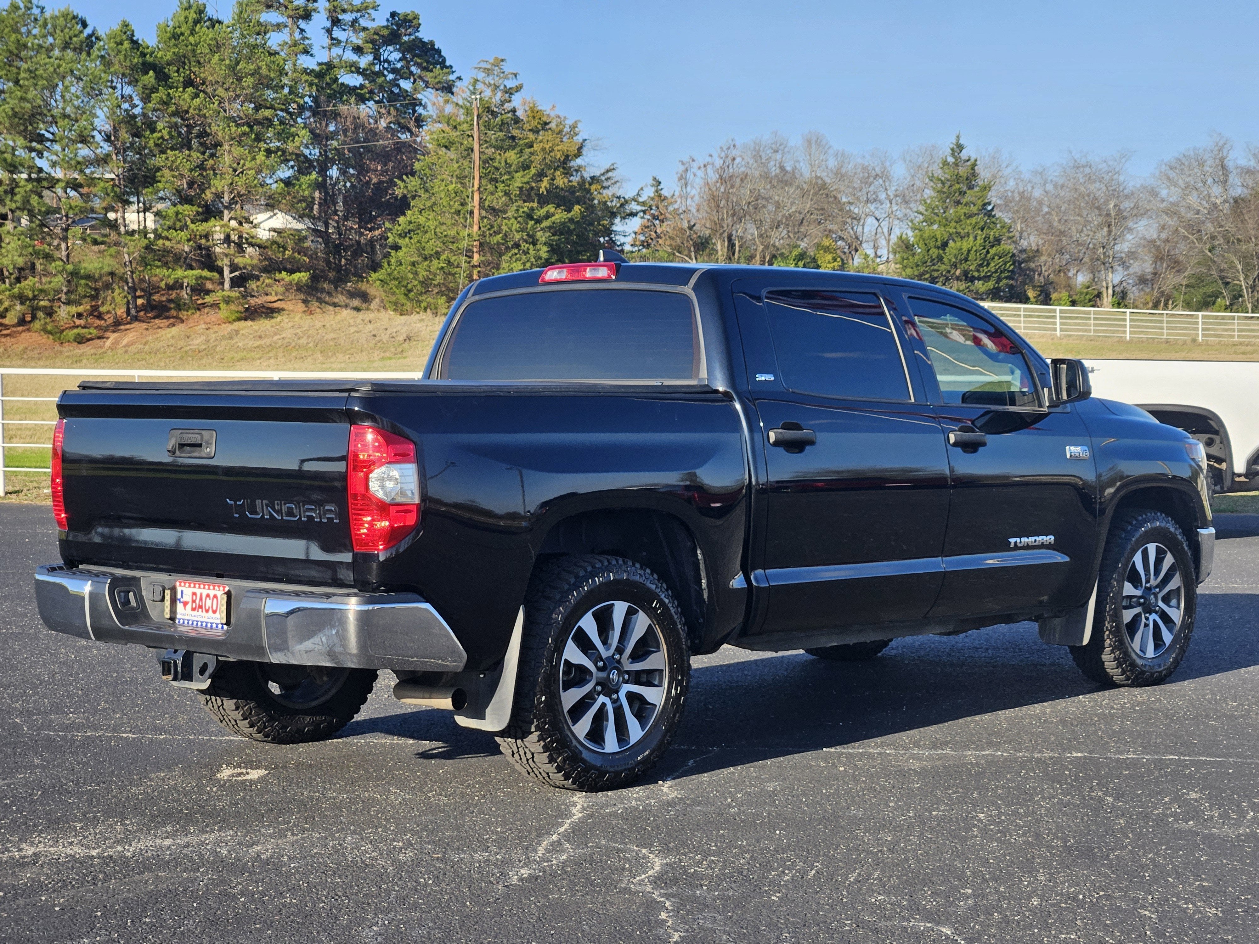 2020 Toyota Tundra 2WD SR5